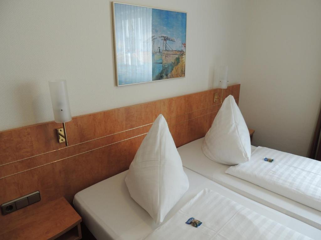 Airport Businesshotel Hotel